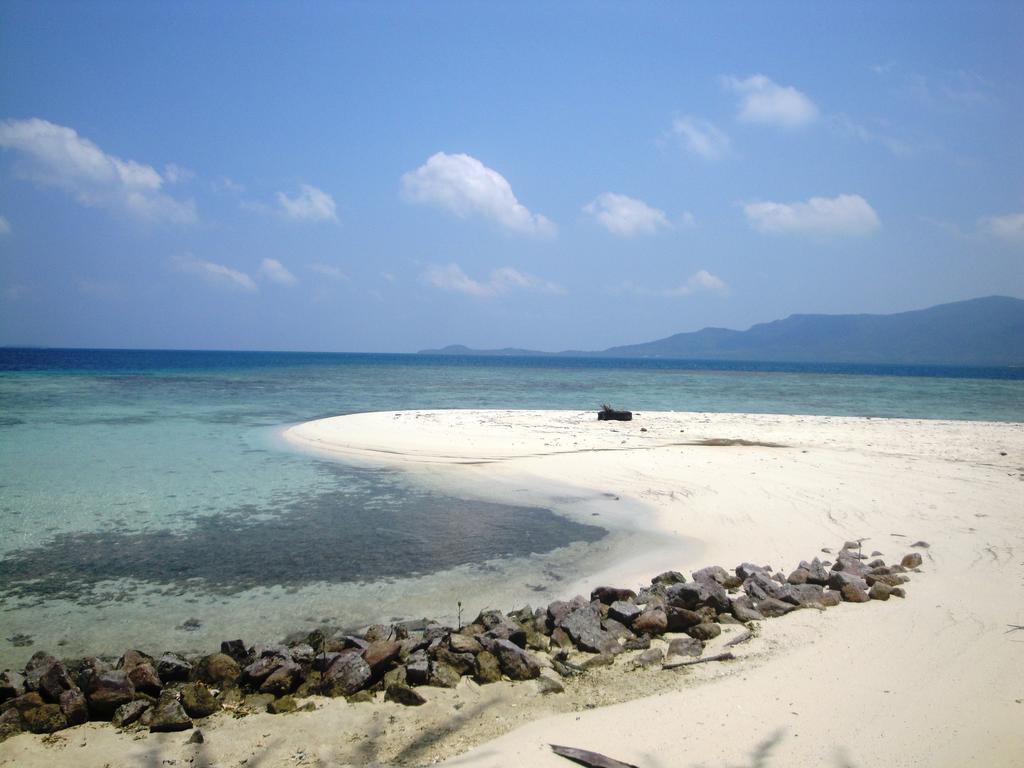 Menjangan Resort Karimunjawa Exterior photo